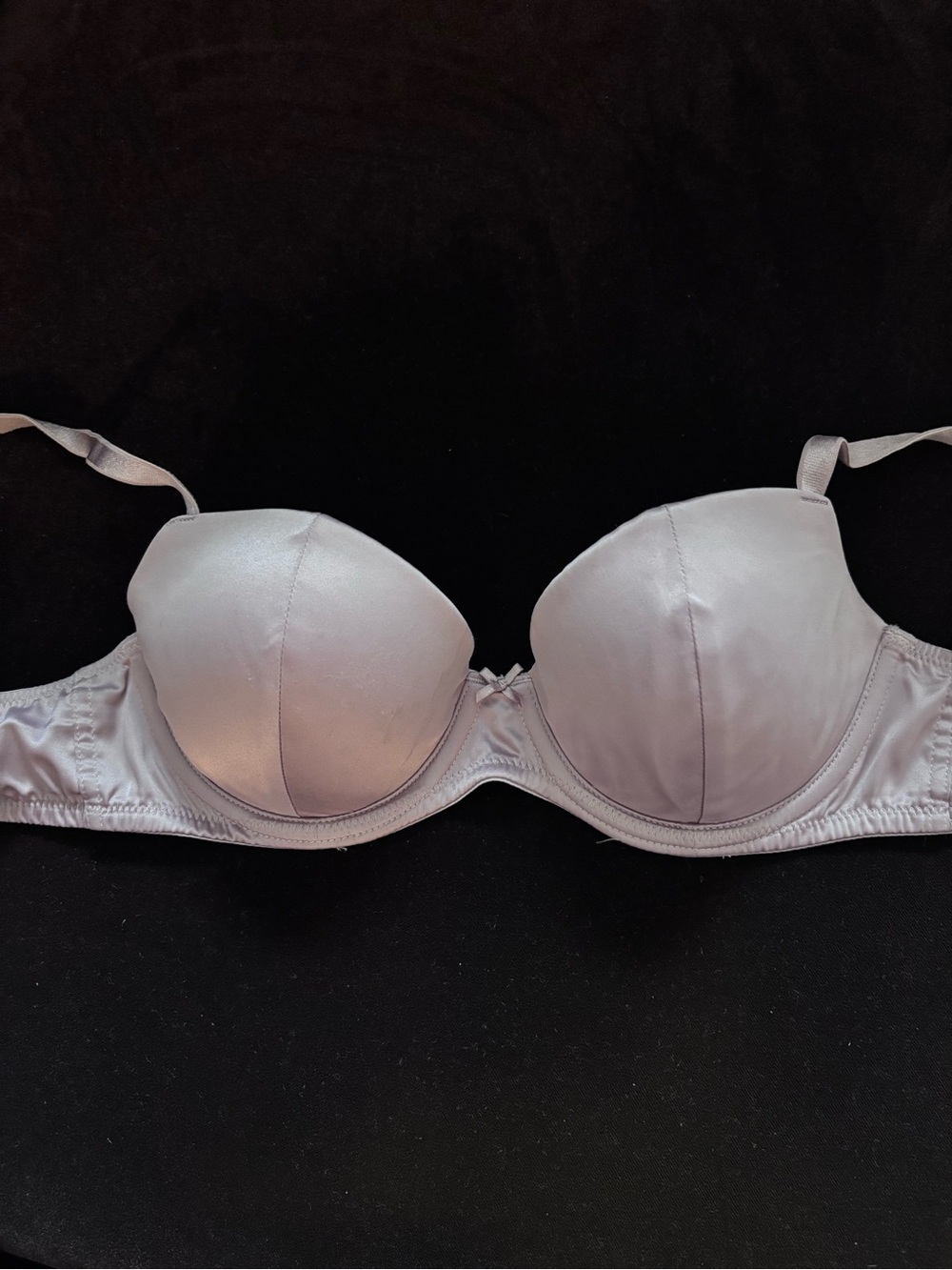 Victoria’s Secret dream angels satin bra 36B